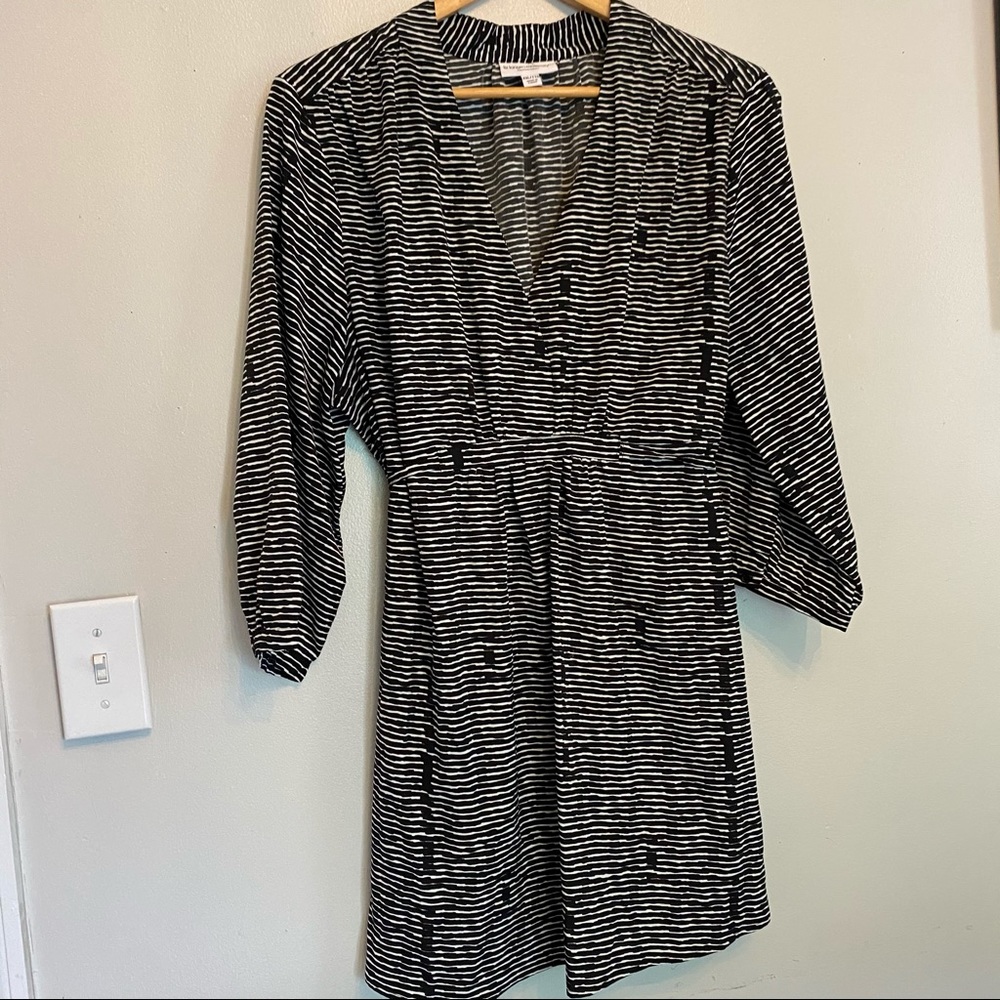 LIZ LANGE MATERNITY SHIRT
